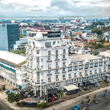 Luminor Hotel Palembang By Wh Free Massage 10 Minutes Екстериор снимка