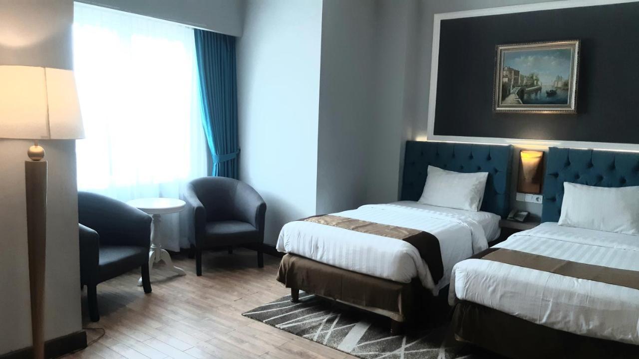 Luminor Hotel Palembang By Wh Free Massage 10 Minutes Екстериор снимка
