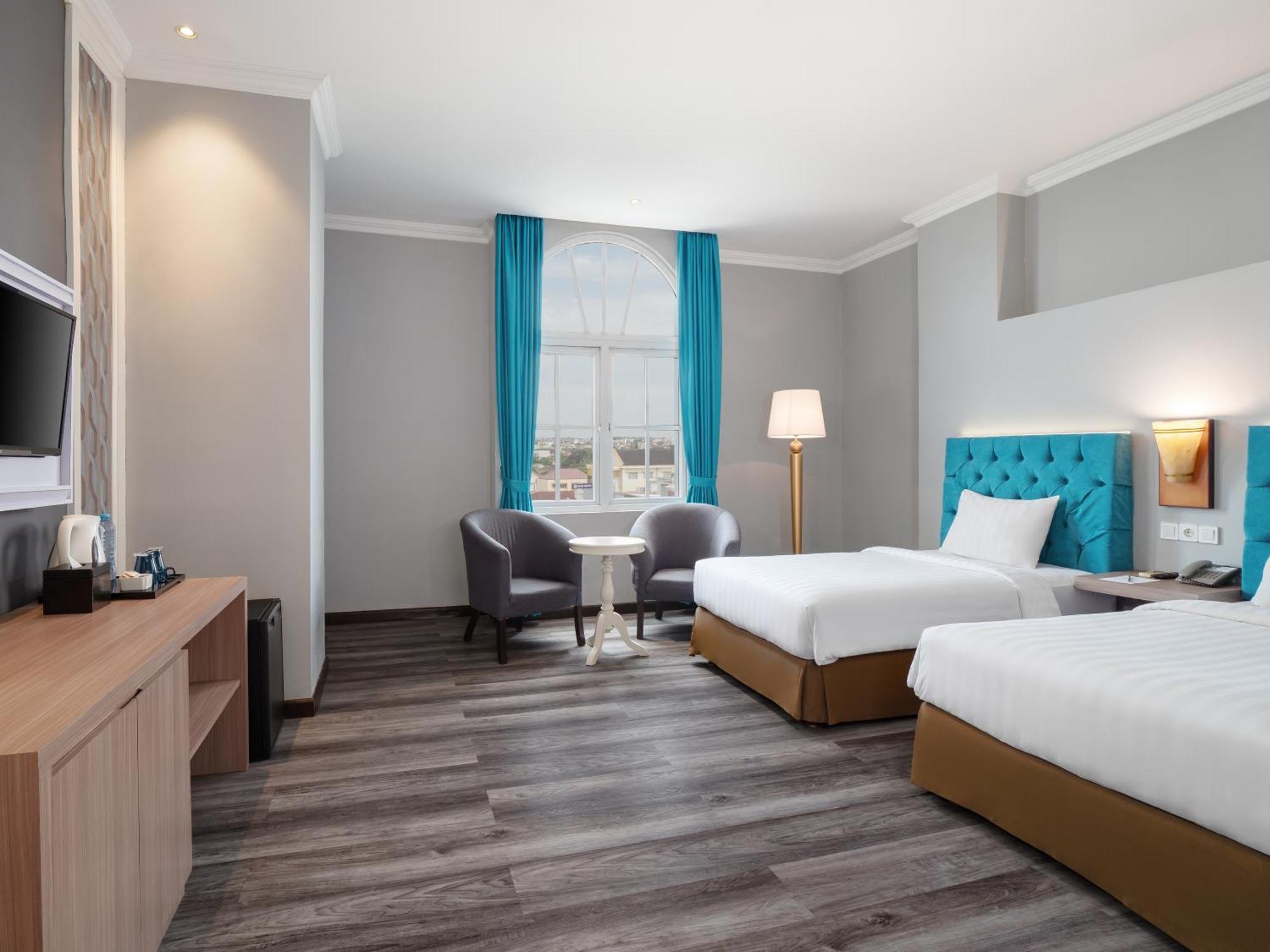 Luminor Hotel Palembang By Wh Free Massage 10 Minutes Екстериор снимка